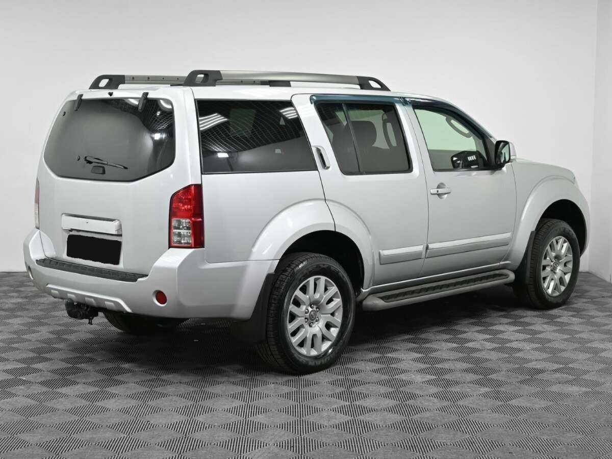 Nissan Pathfinder б/у, 2012, Автоматическая. Фото: #1