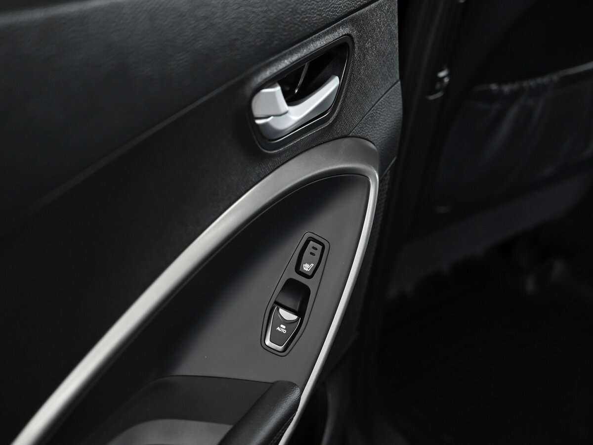 Hyundai Santa Fe б/у, 2016, Автоматическая. Фото: #11