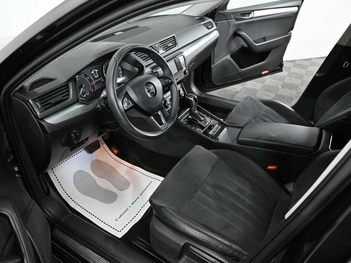 Skoda Superb б/у, 2016, Роботизированная. Фото: #6