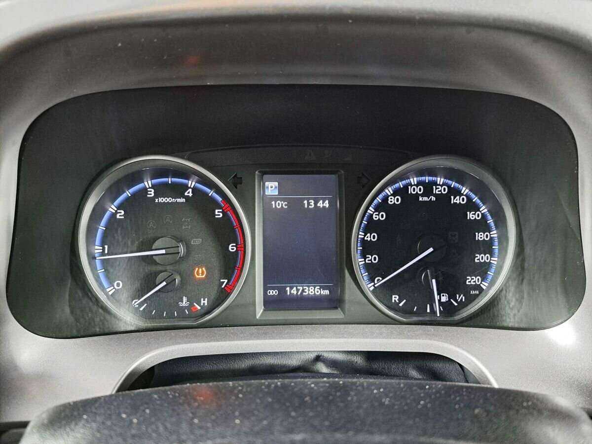 Toyota RAV4 б/у, 2015, Автоматическая. Фото: #7