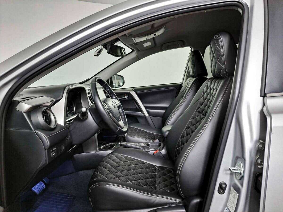 Toyota RAV4 б/у, 2015, Автоматическая. Фото: #10