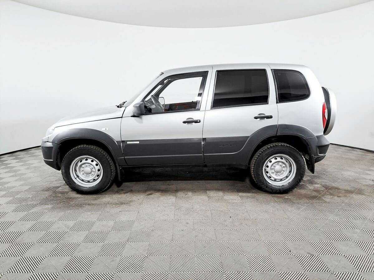 Chevrolet Niva б/у, 2013, Механическая. Фото: #7
