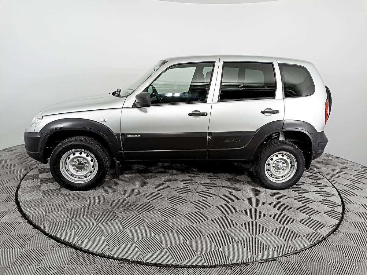 Chevrolet Niva б/у, 2017, Механическая. Фото: #7