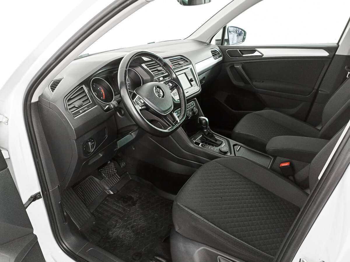 Volkswagen Tiguan б/у, 2017, Роботизированная. Фото: #15