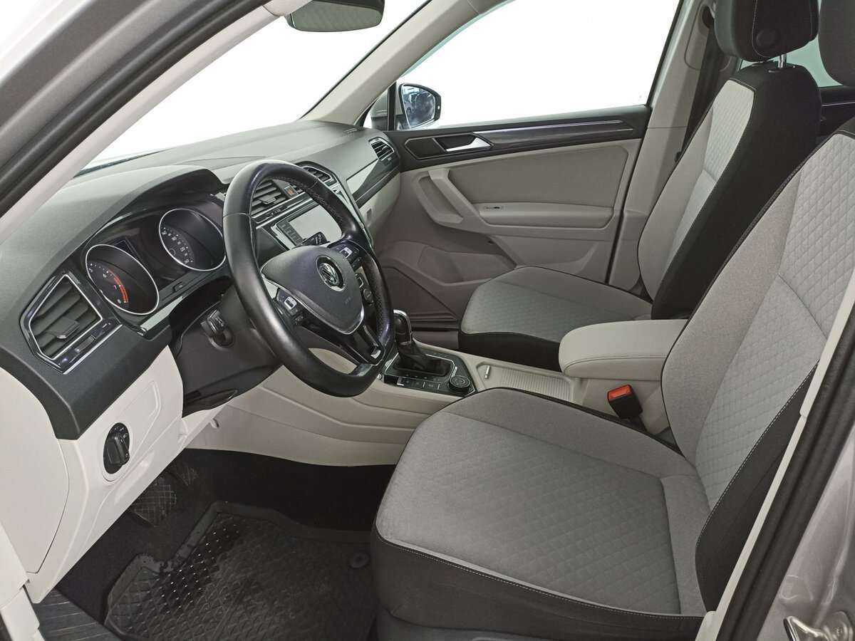 Volkswagen Tiguan б/у, 2017, Роботизированная. Фото: #15