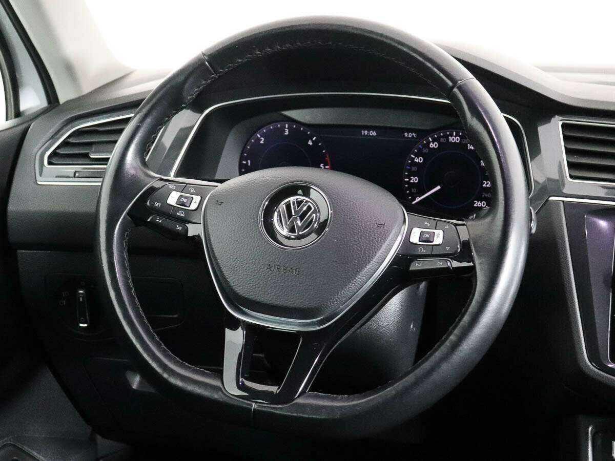 Volkswagen Tiguan б/у, 2017, Роботизированная. Фото: #12