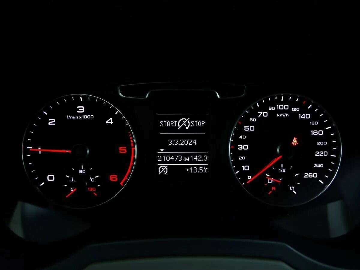 Audi Q3 б/у, 2013, Роботизированная. Фото: #17