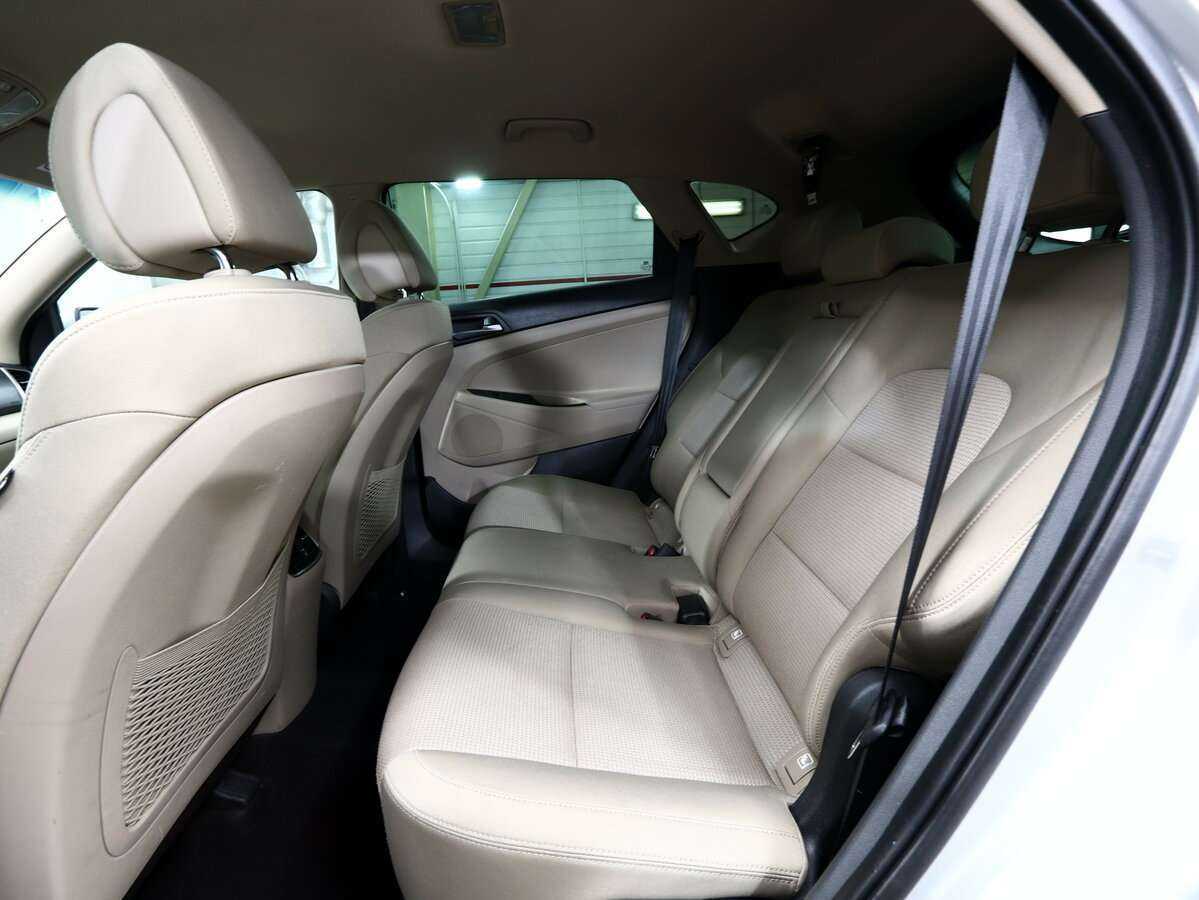 Hyundai Tucson б/у, 2017, Автоматическая. Фото: #8
