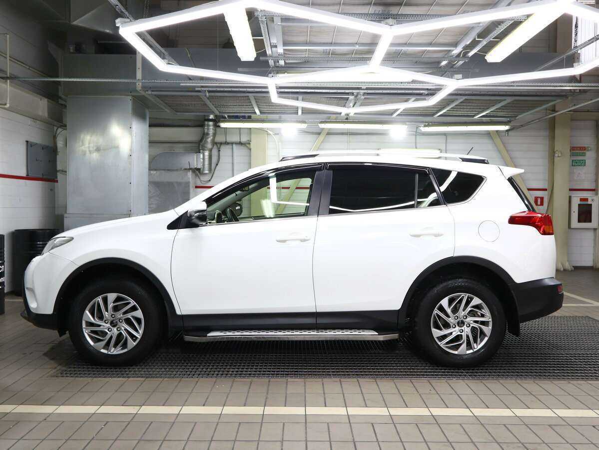 Toyota RAV4 б/у, 2014, Автоматическая. Фото: #3