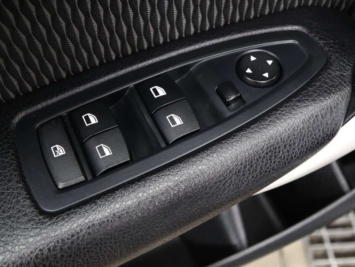 BMW 1 серии б/у, 2016, Автоматическая. Фото: #8