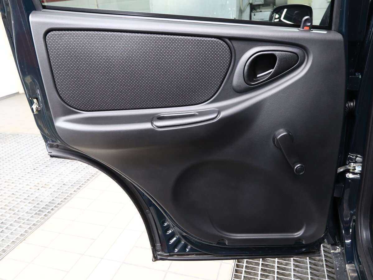 Lada (ВАЗ) Niva б/у, 2023, Механическая. Фото: #8