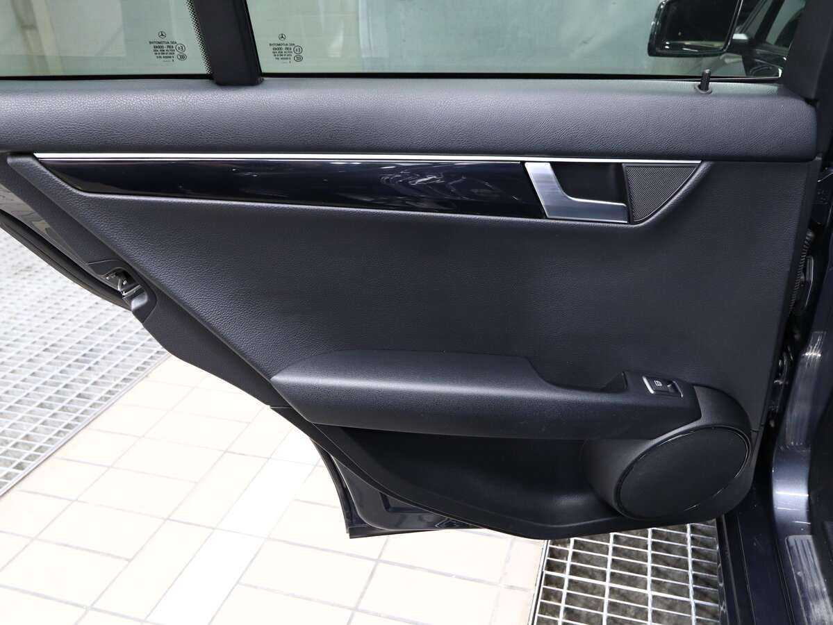 Mercedes-Benz C-Класс б/у, 2012, Автоматическая. Фото: #9