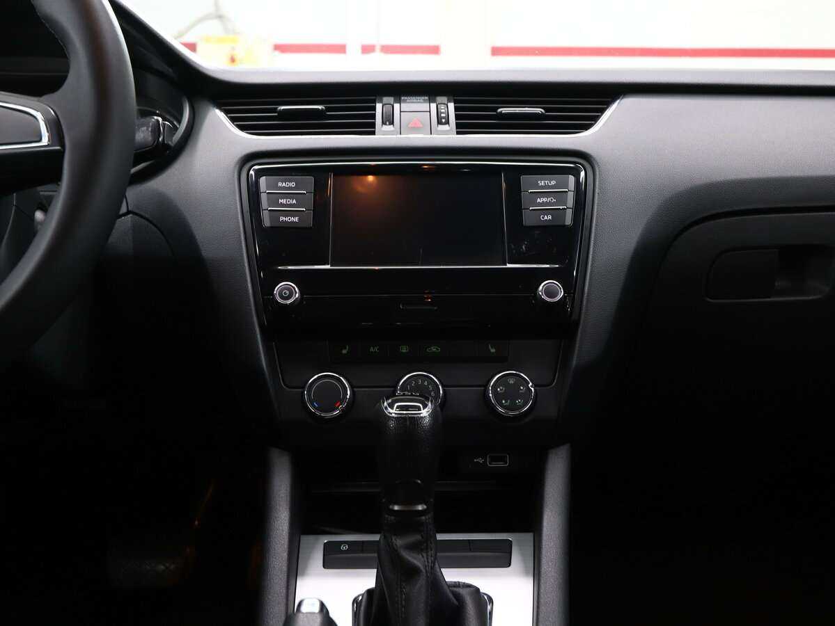 Skoda Octavia б/у, 2018, Роботизированная. Фото: #17