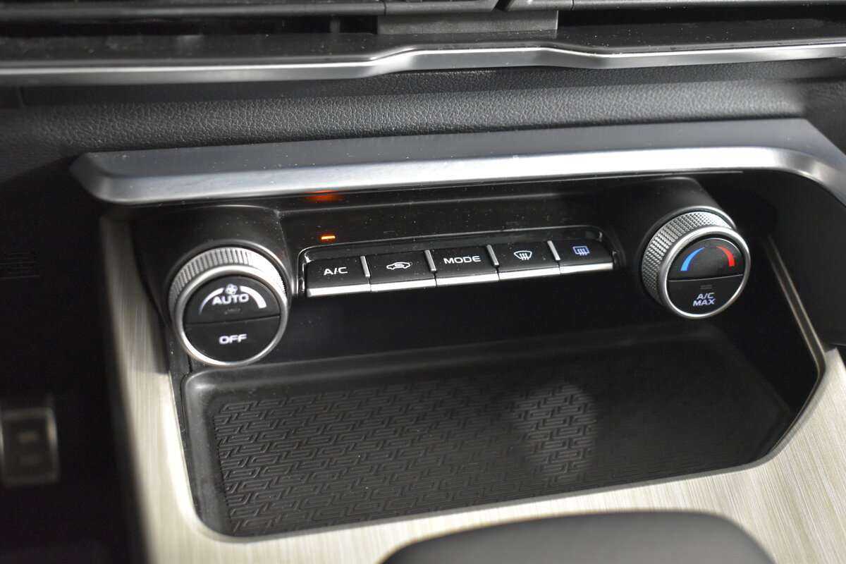 Geely Coolray б/у, 2023, Роботизированная. Фото: #18