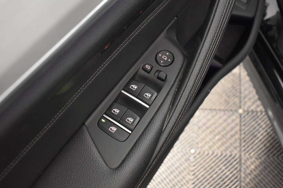 BMW 5 серии б/у, 2018, Автоматическая. Фото: #8