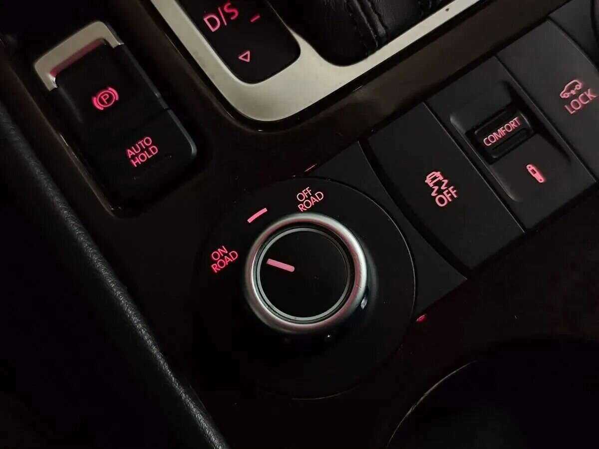 Volkswagen Touareg б/у, 2014, Автоматическая. Фото: #12