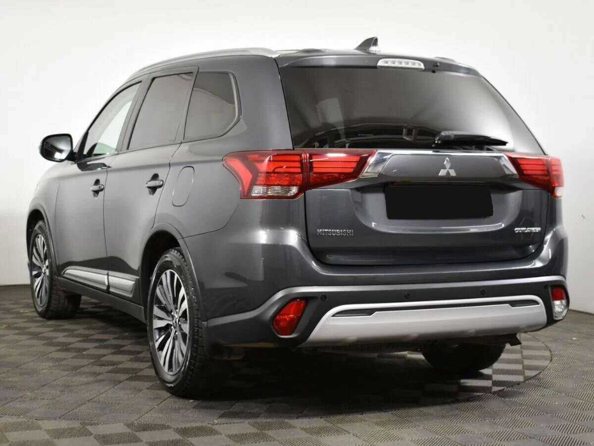 Mitsubishi Outlander б/у, 2019, Вариатор. Фото: #3