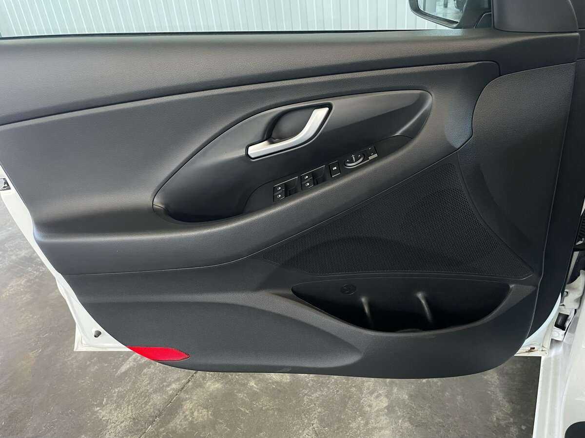 Hyundai i30 б/у, 2022, Автоматическая. Фото: #18