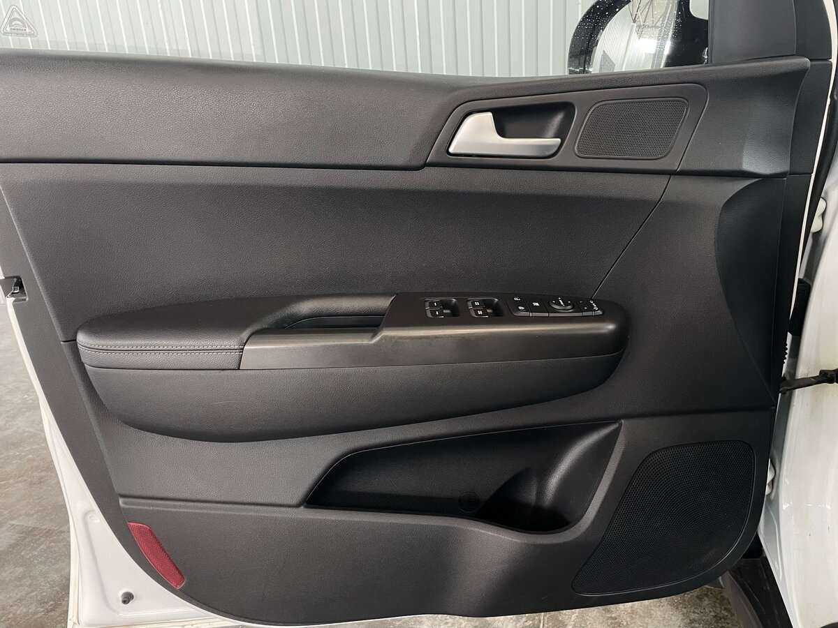 Kia Sportage б/у, 2017, Автоматическая. Фото: #19