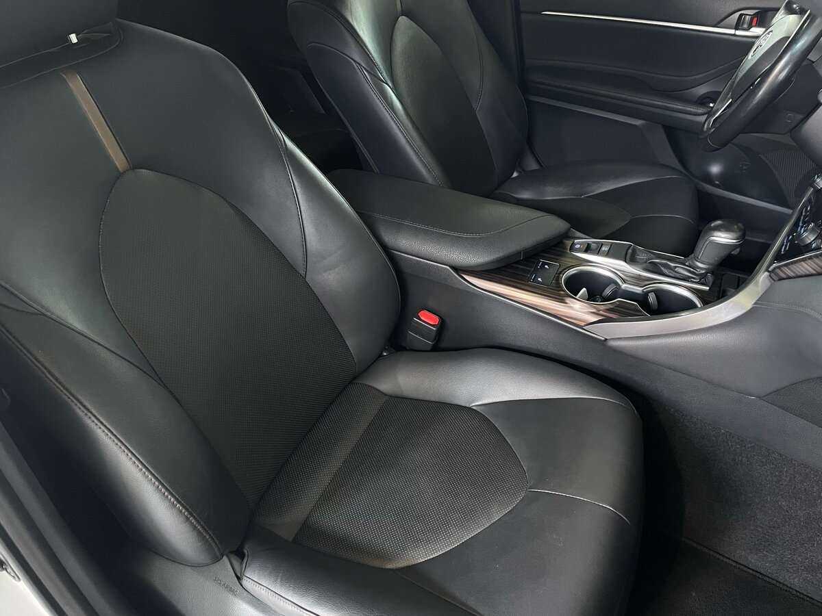 Toyota Camry б/у, 2018, Автоматическая. Фото: #17