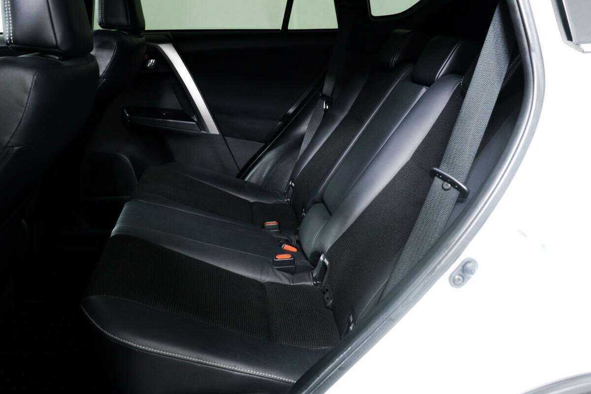 Toyota RAV4 б/у, 2016, Вариатор. Фото: #11