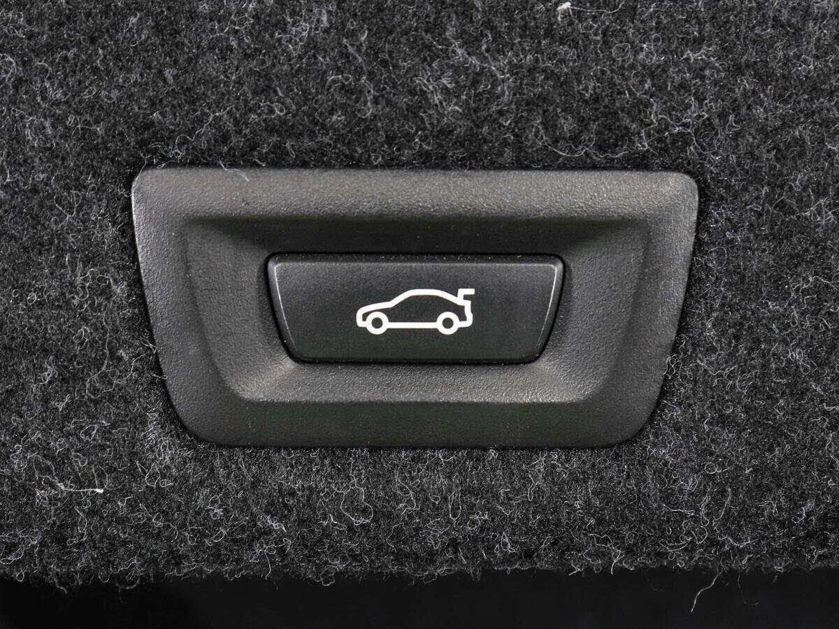 BMW 5 серии б/у, 2017, Автоматическая. Фото: #15