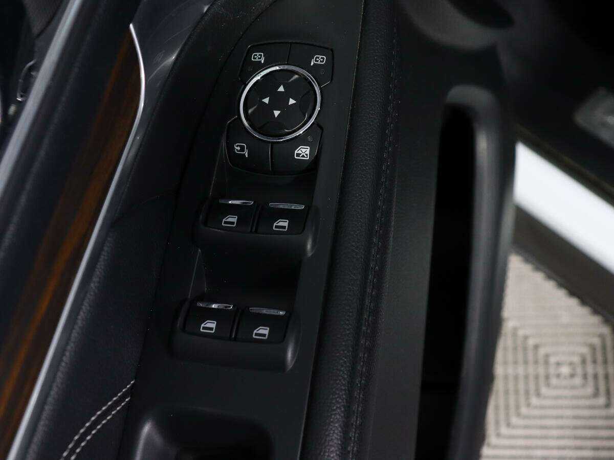 Ford Explorer б/у, 2016, Автоматическая. Фото: #20