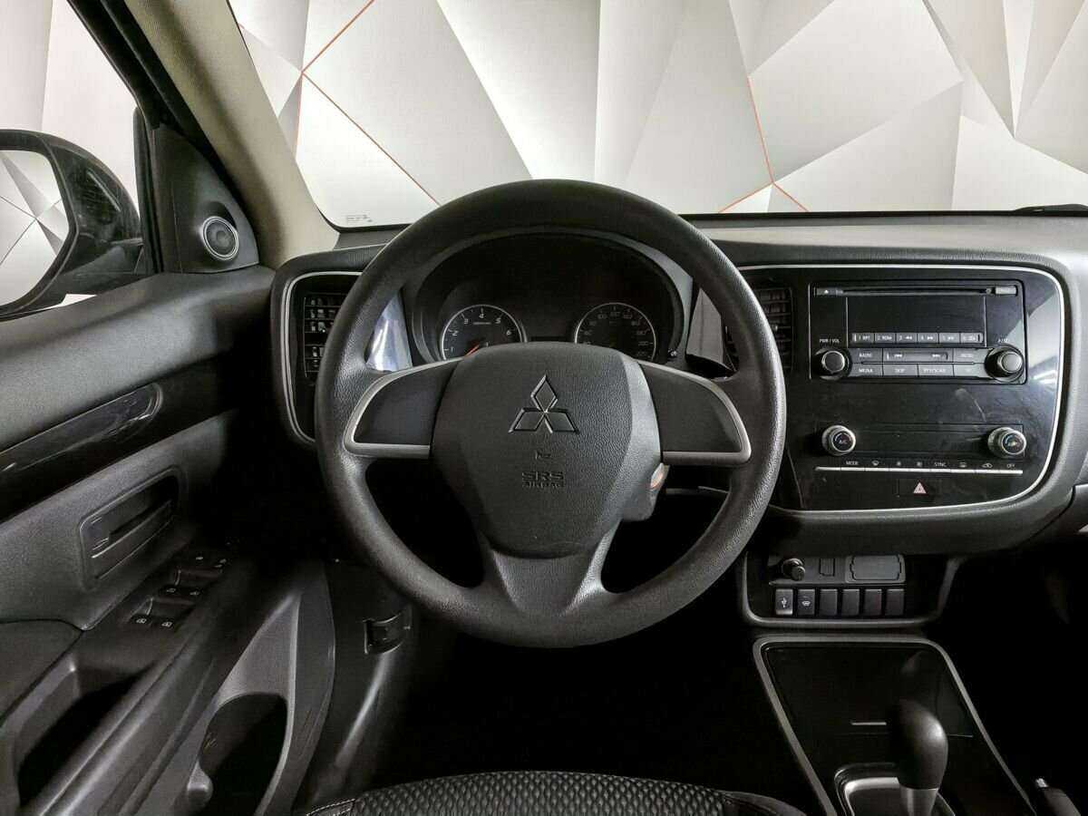 Mitsubishi Outlander б/у, 2020, Вариатор. Фото: #13