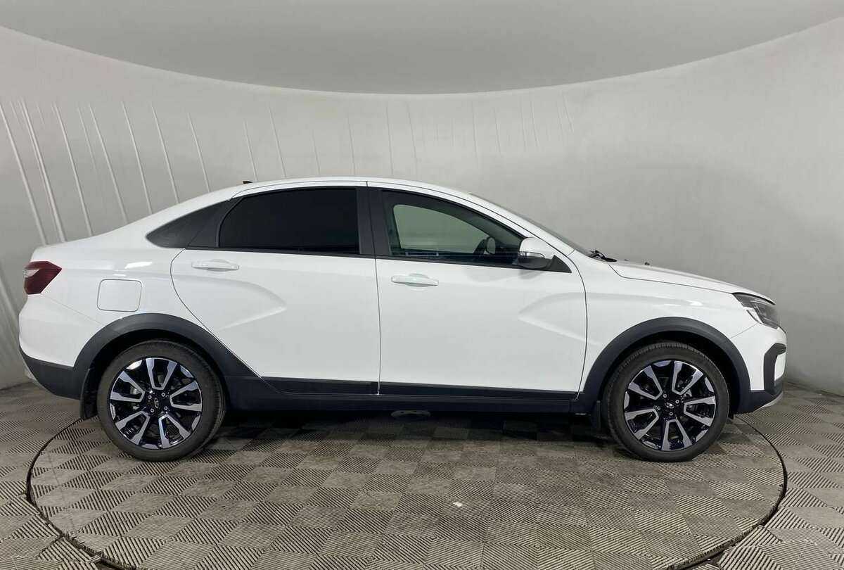 Lada (ВАЗ) Vesta б/у, 2023, Механическая. Фото: #3