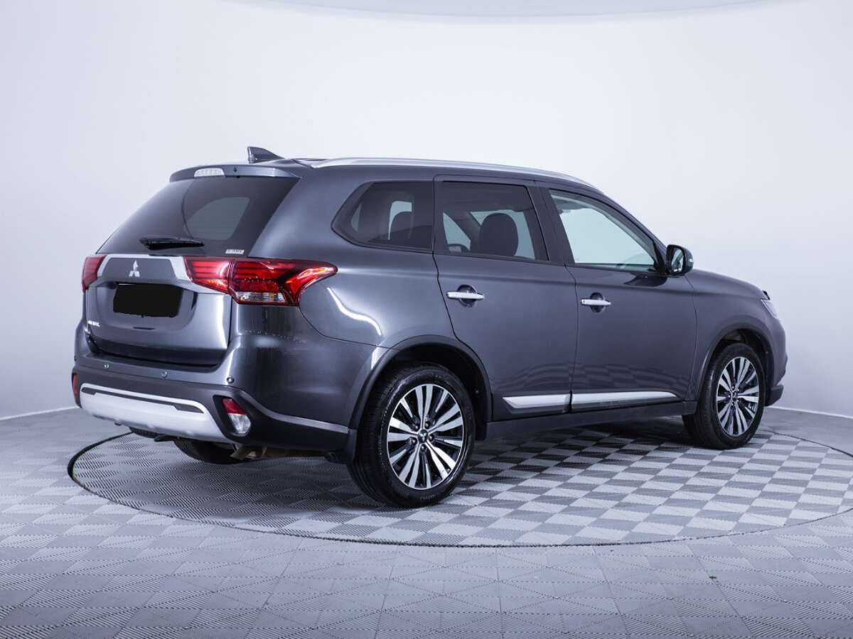 Mitsubishi Outlander б/у, 2021, Вариатор. Фото: #4