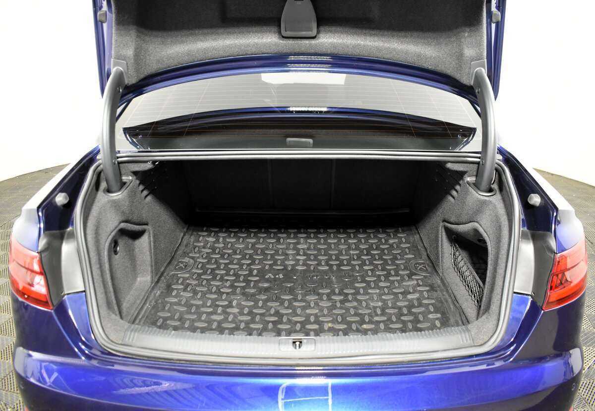 Audi A4 б/у, 2018, Роботизированная. Фото: #7