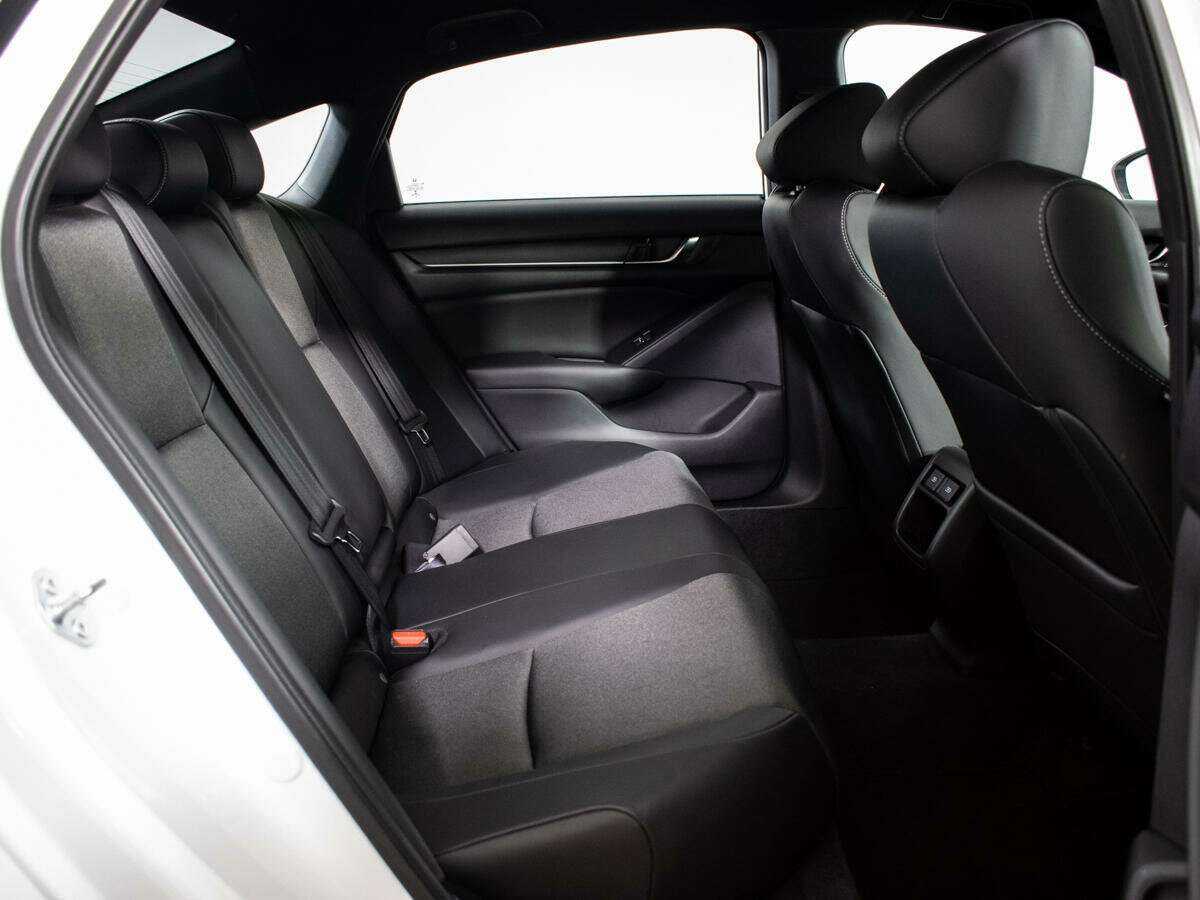 Honda Accord б/у, 2022, Вариатор. Фото: #7