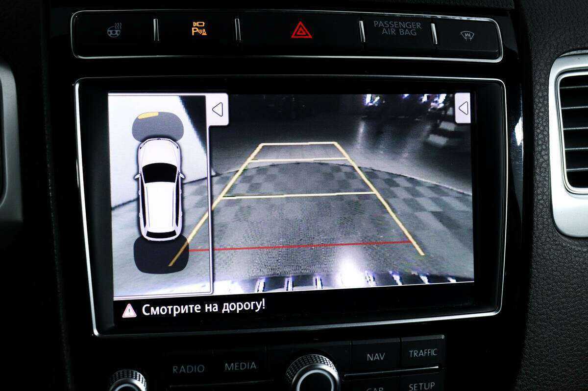 Volkswagen Touareg б/у, 2015, Автоматическая. Фото: #13