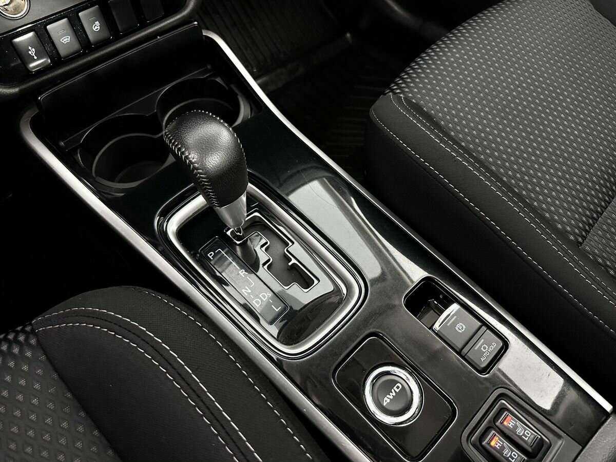 Mitsubishi Outlander б/у, 2019, Вариатор. Фото: #17