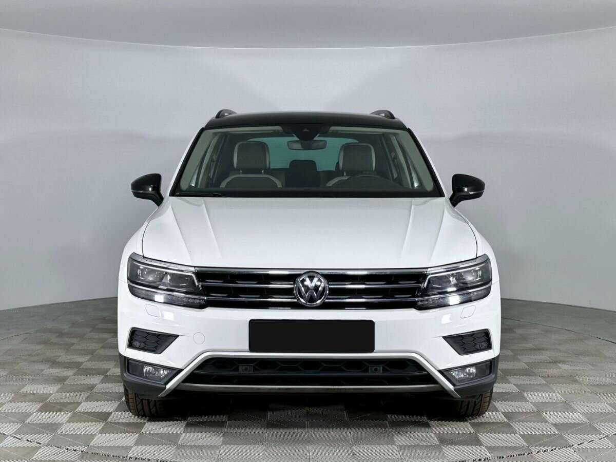 Volkswagen Tiguan б/у, 2019, Механическая. Фото: #2