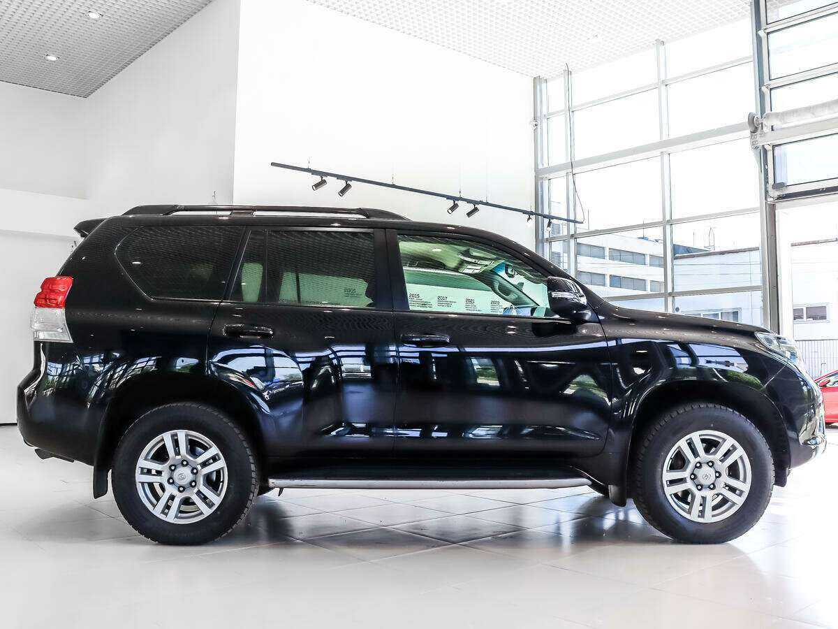Toyota Land Cruiser Prado б/у, 2012, Автоматическая. Фото: #3