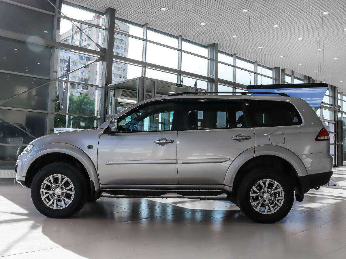 Mitsubishi Pajero Sport б/у, 2015, Автоматическая. Фото: #6