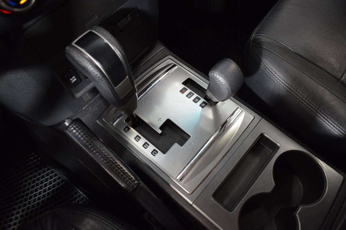 Mitsubishi Pajero б/у, 2014, Автоматическая. Фото: #20