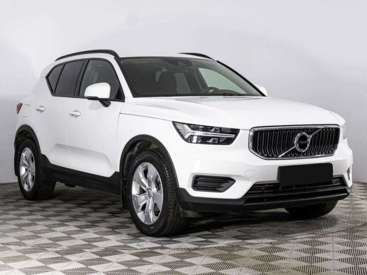 Volvo XC40 б/у, 2019, Автоматическая. Фото: #2