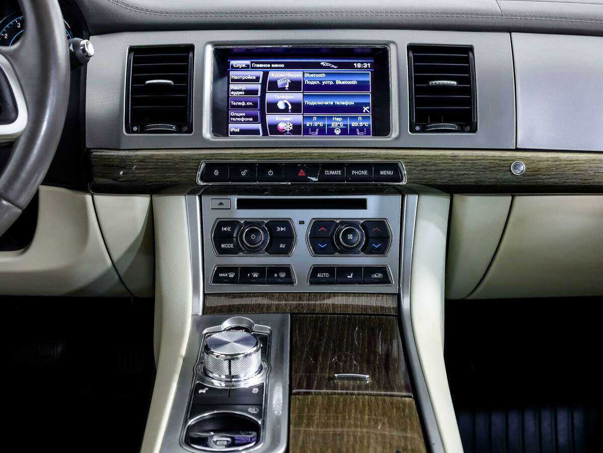 Jaguar XF б/у, 2013, Автоматическая. Фото: #14