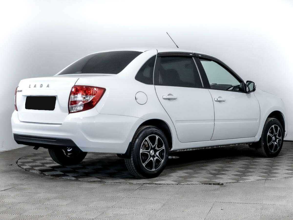 Lada (ВАЗ) Granta б/у, 2023, Механическая. Фото: #3