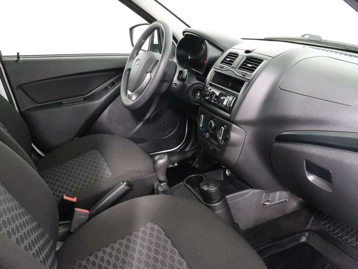 Lada (ВАЗ) Granta б/у, 2023, Механическая. Фото: #6