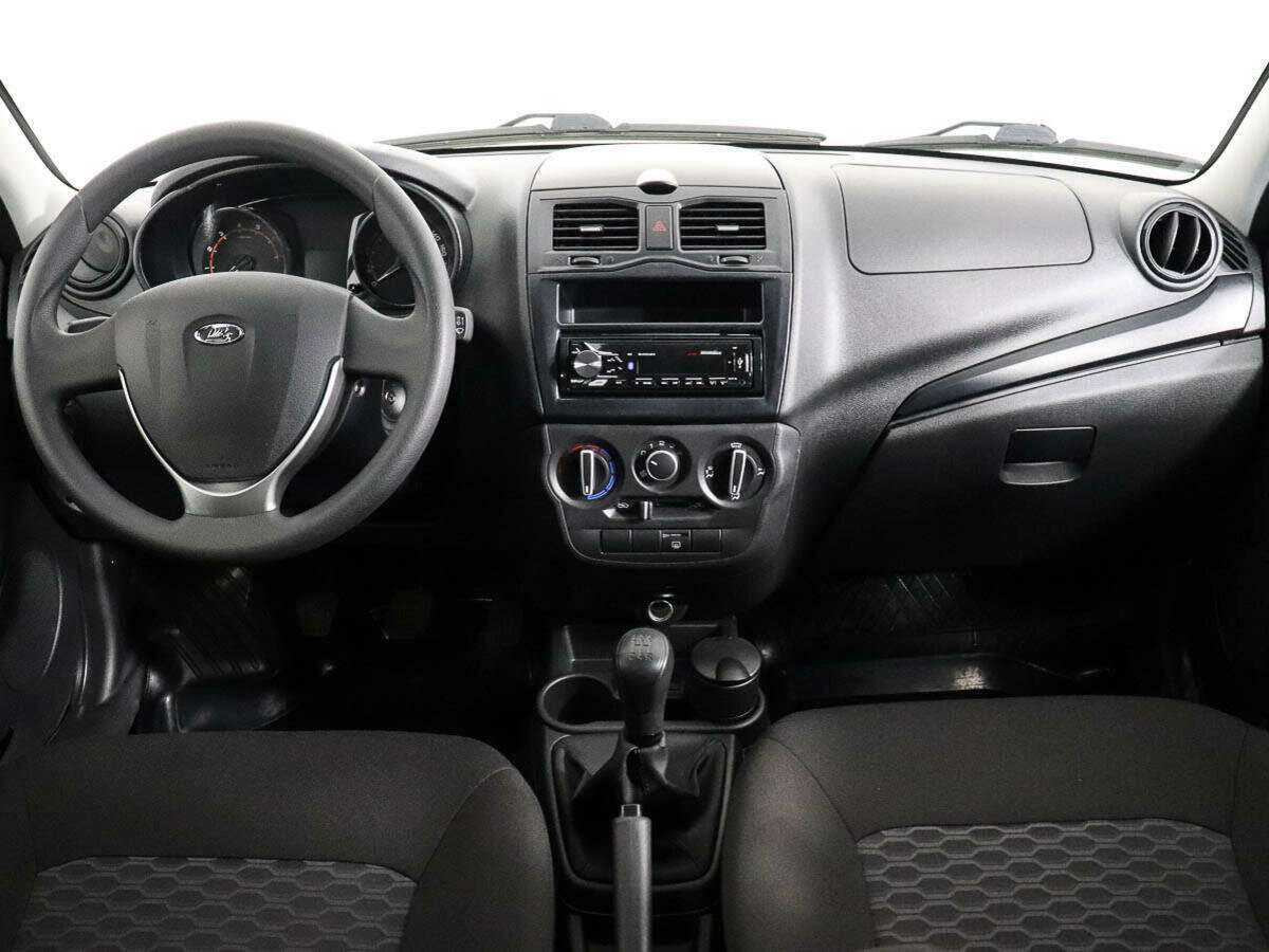 Lada (ВАЗ) Granta б/у, 2023, Механическая. Фото: #9