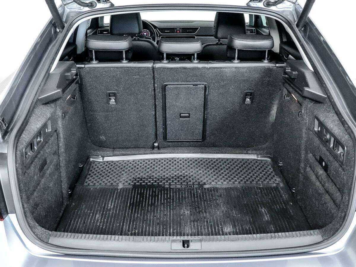 Skoda Superb б/у, 2019, Роботизированная. Фото: #18