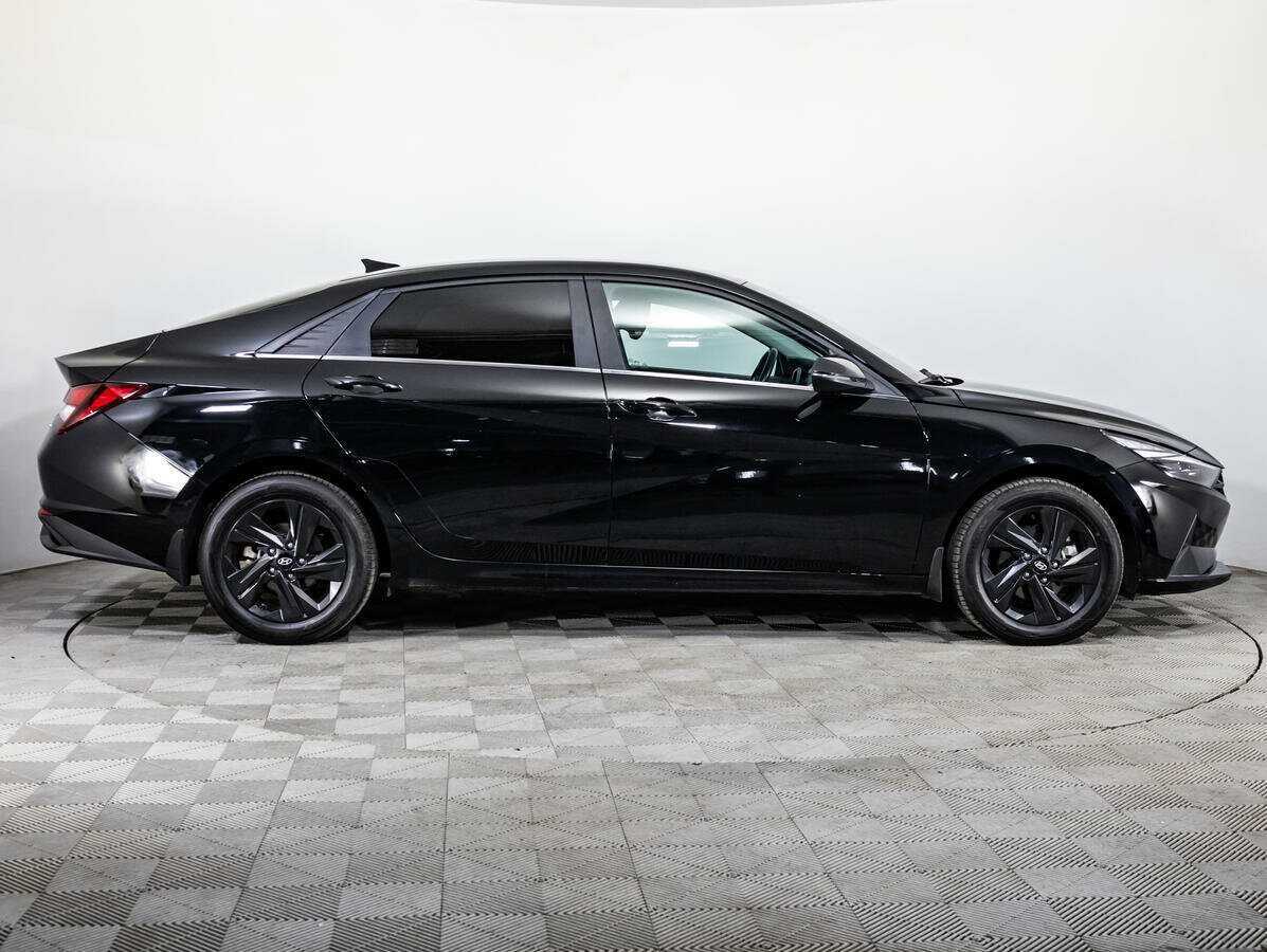 Hyundai Elantra б/у, 2020, Автоматическая. Фото: #3