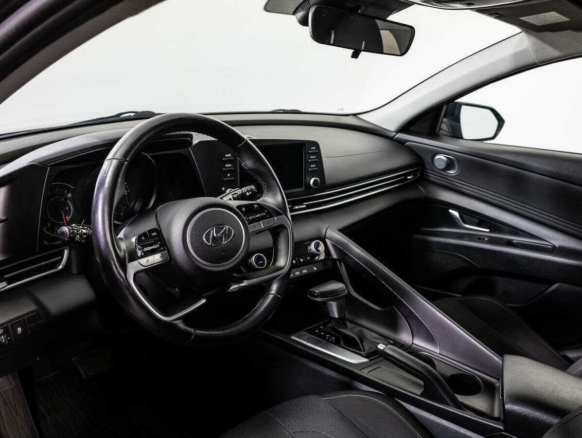 Hyundai Elantra б/у, 2020, Автоматическая. Фото: #10