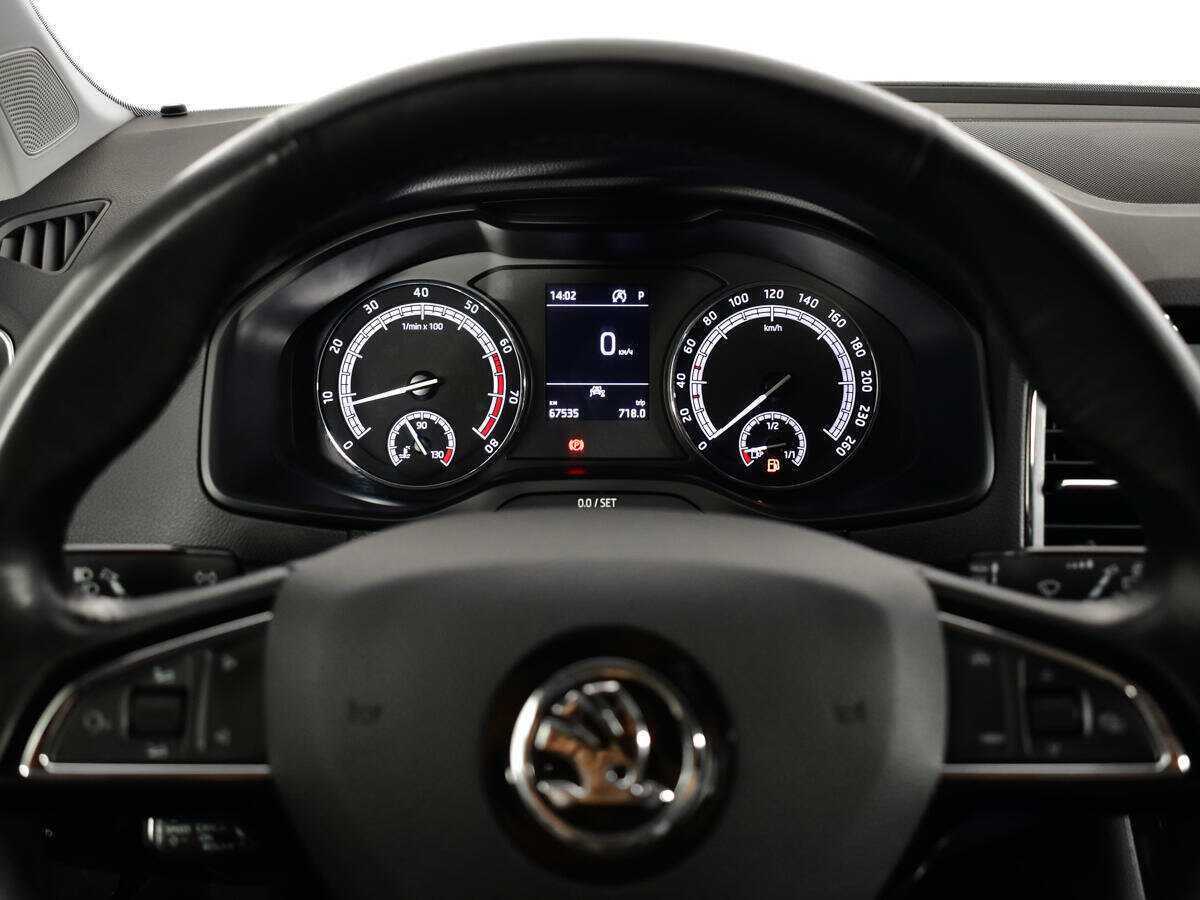 Skoda Karoq б/у, 2020, Автоматическая. Фото: #8
