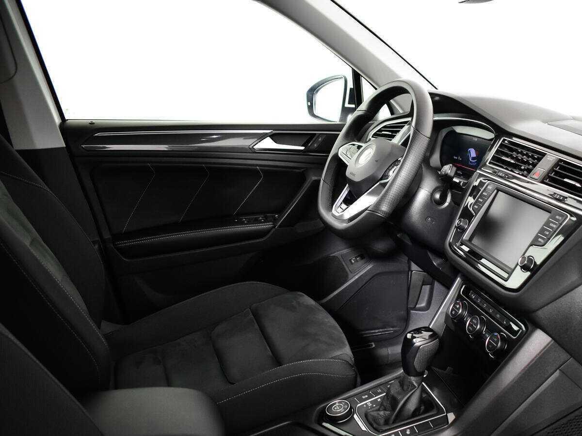 Volkswagen Tiguan б/у, 2017, Роботизированная. Фото: #8