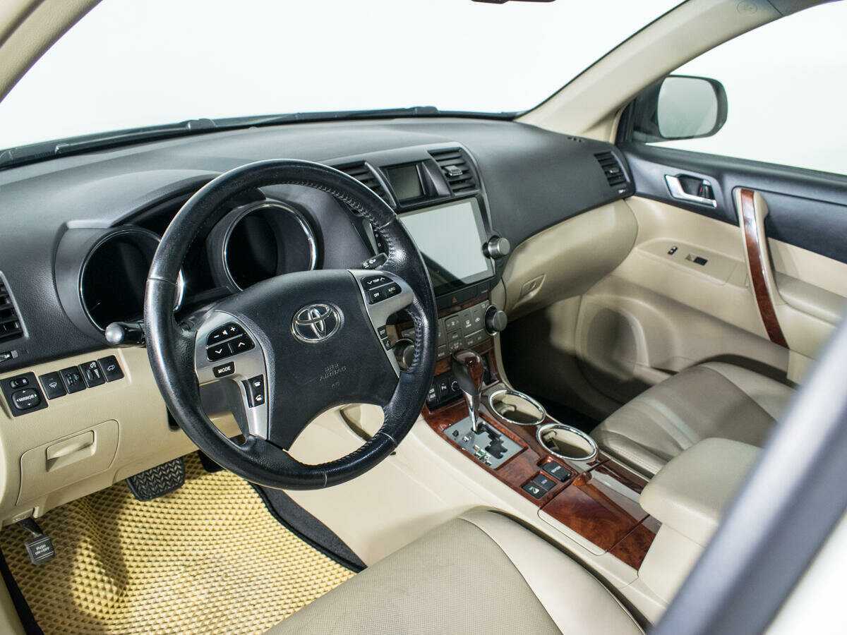 Toyota Highlander б/у, 2012, Автоматическая. Фото: #10
