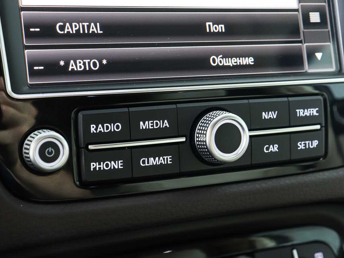 Volkswagen Touareg б/у, 2014, Автоматическая. Фото: #21